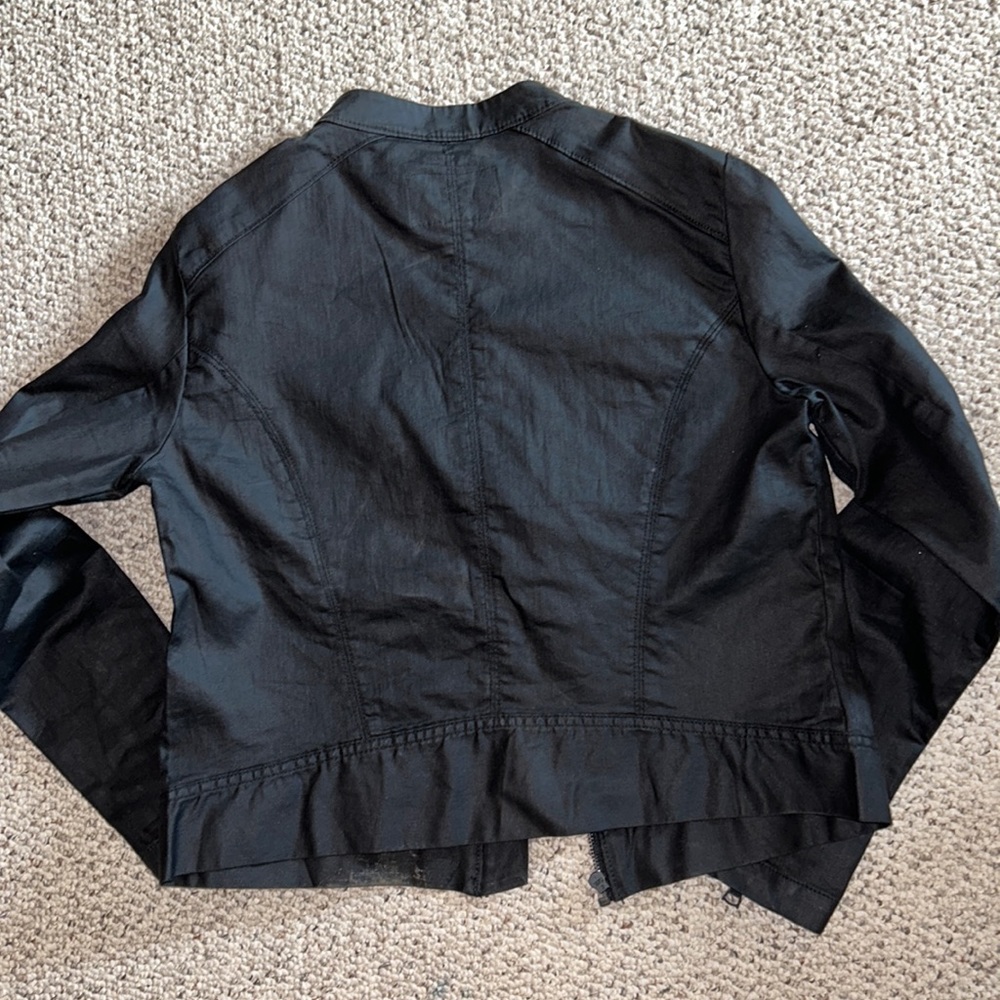 jacket - Picture 3 of 4